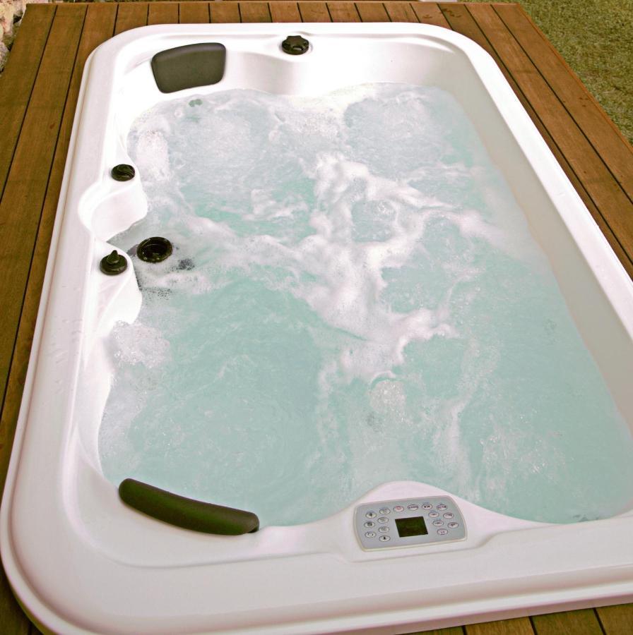 Una Spettacolare Vista Mare - Casa Con Jacuzzi Bergeggi Ngoại thất bức ảnh